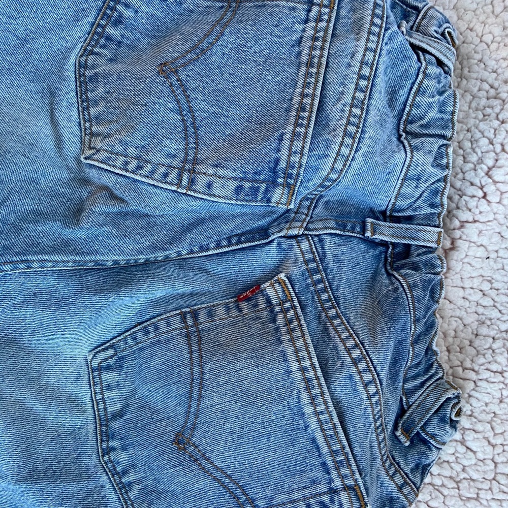 🌻LEVIS MOM JEAN SHORTS!🌻